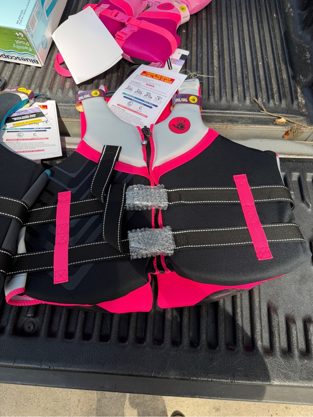 Body Glove Black and Pink adult Life Vest